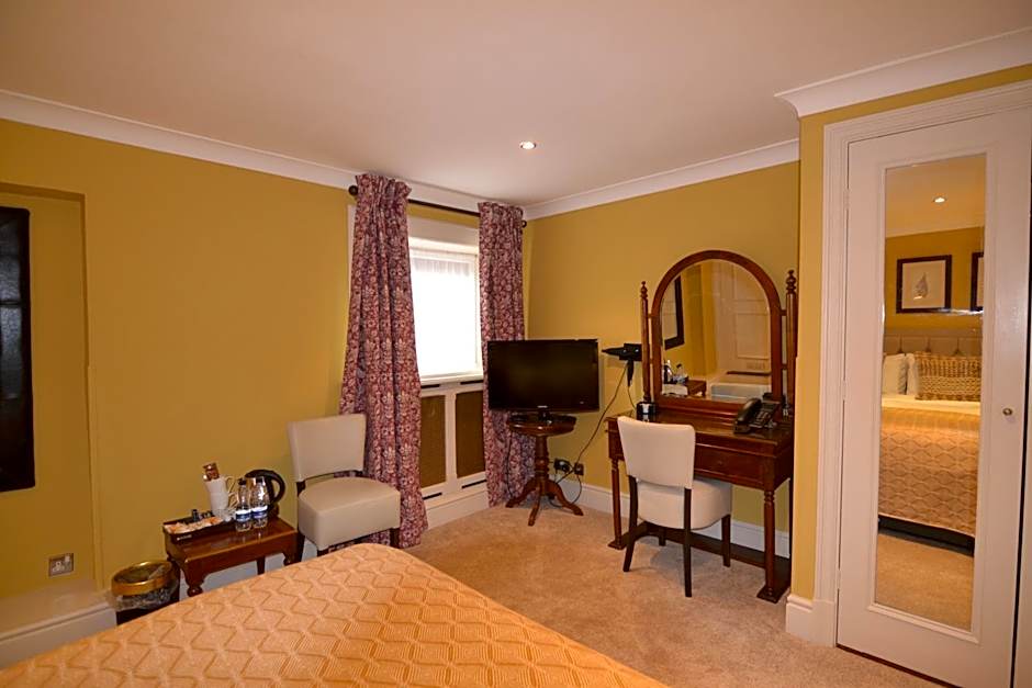 Angel and Royal Hotel