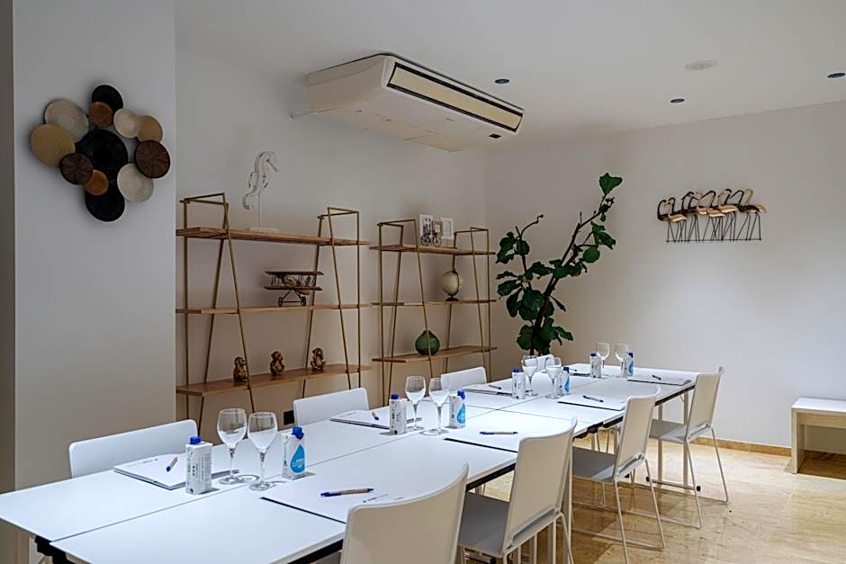 THB Maria Isabel - Adults Only