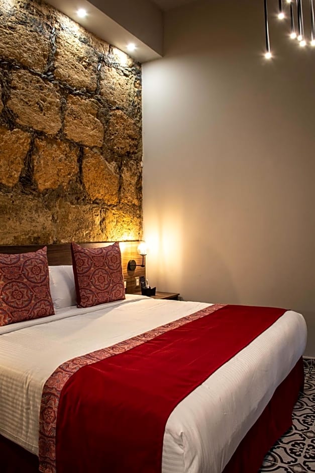 HOTELES ANTIGUA - CASONA ALLENDE
