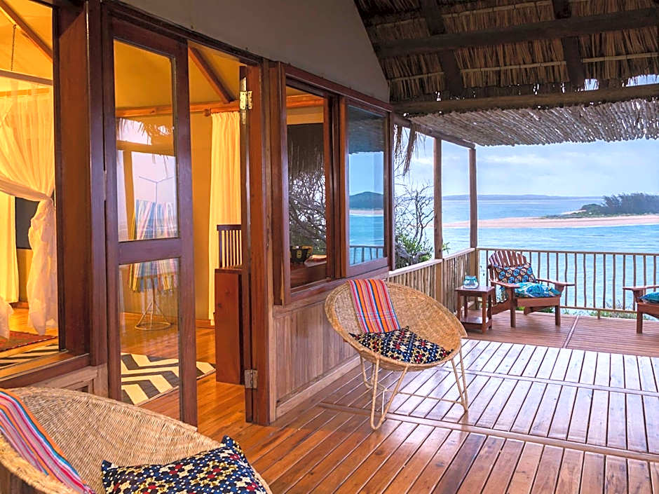 Machangulo Beach Lodge