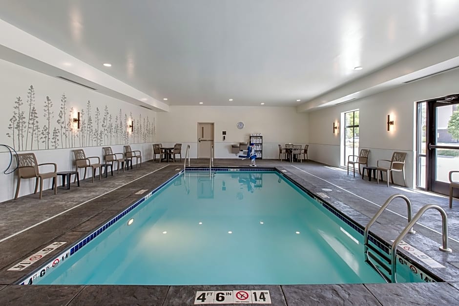 MainStay Suites Waukee - West Des Moines