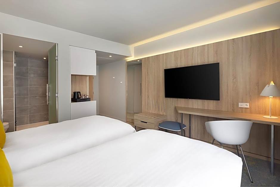 Courtyard by Marriott Paris Charles de Gaulle Central Airport