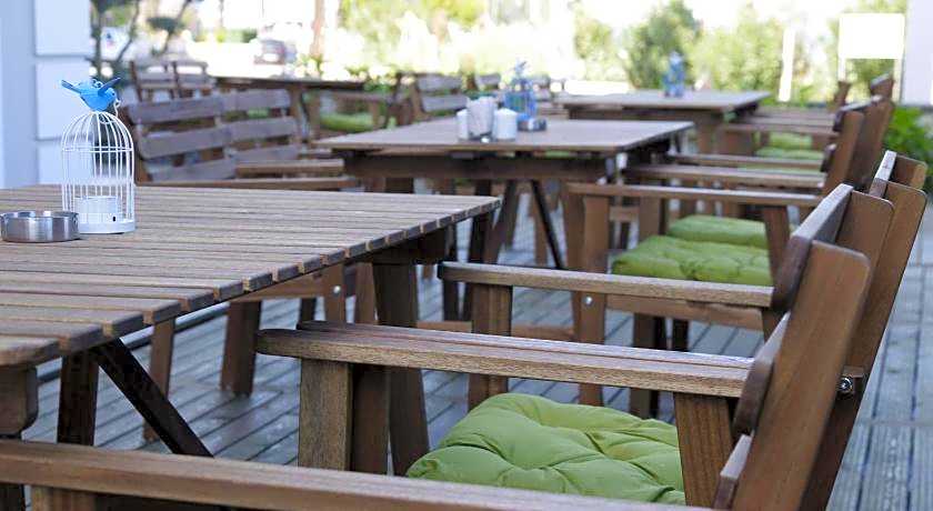 Urla Zeytin Otel