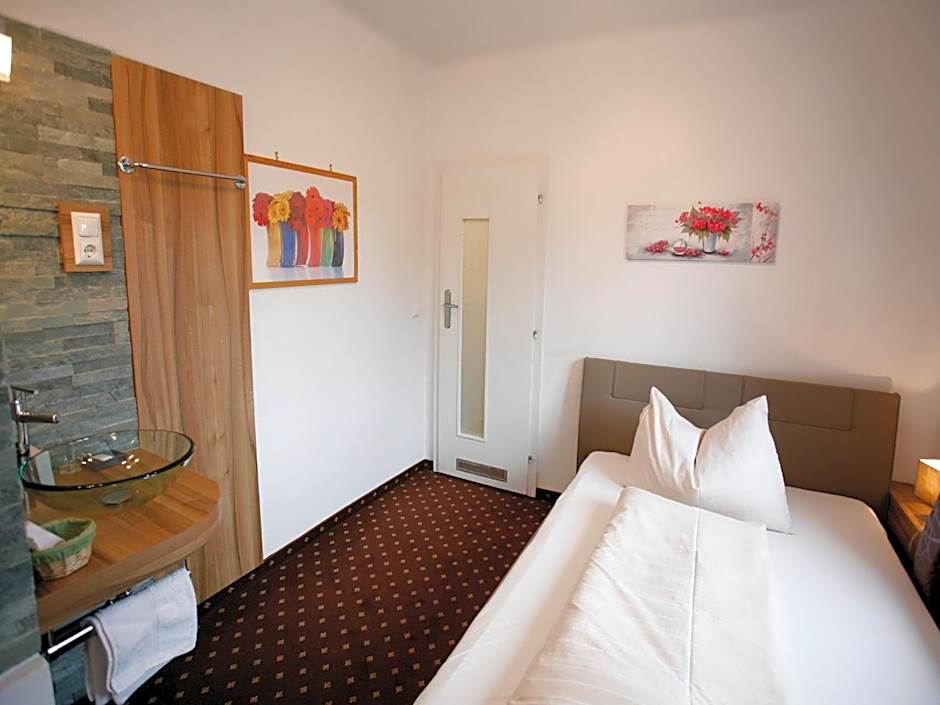 Hotel Diana