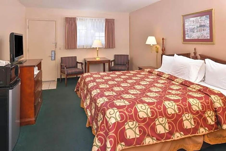 Route 66 Inn & Suites by OYO Vega Tx