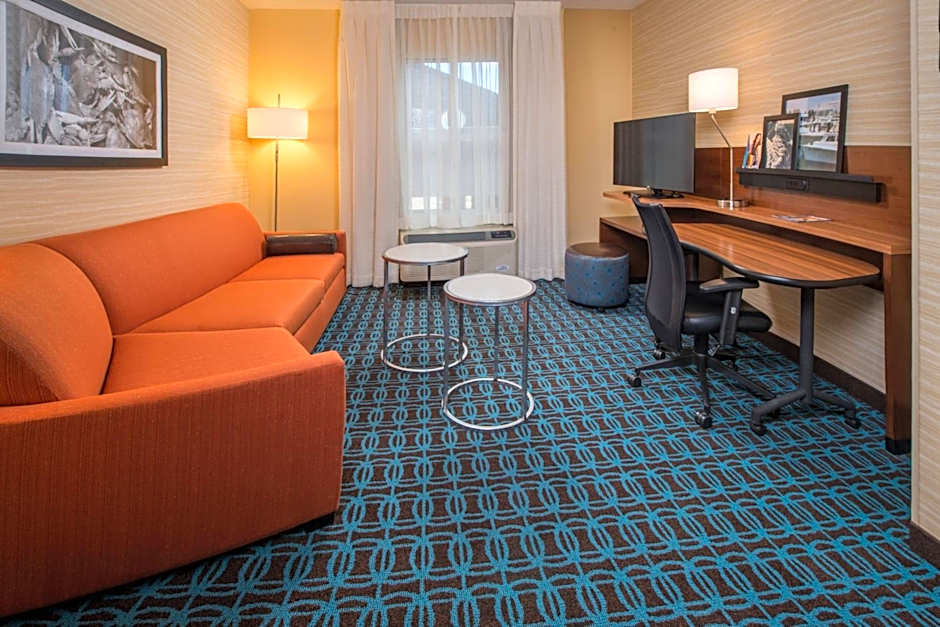 Fairfield Inn & Suites by Marriott Easton