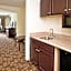 Holiday Inn Express & Suites Kansas City Sport Complex Area By IHG