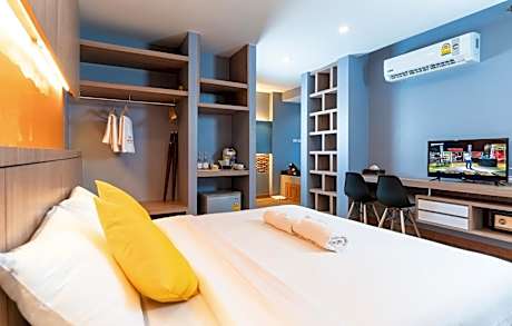 Deluxe Double Room with Bath