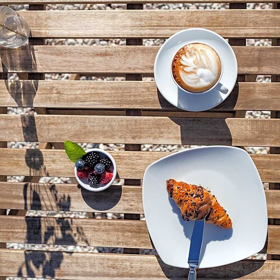 Hotel Soraya - Spiaggia Sawasdee with Beach & Parking