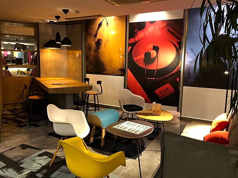 ibis Lyon Caluire Cite Internationale