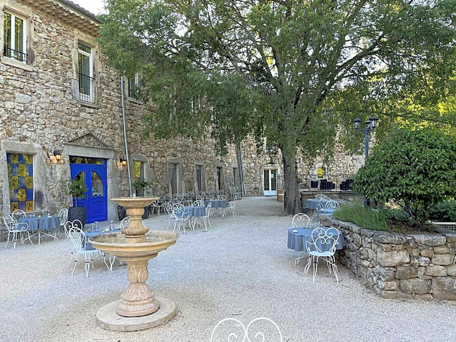 Photo 1 of 50 of Logis Hôtel Restaurant Le Domaine de l'Eau Vive