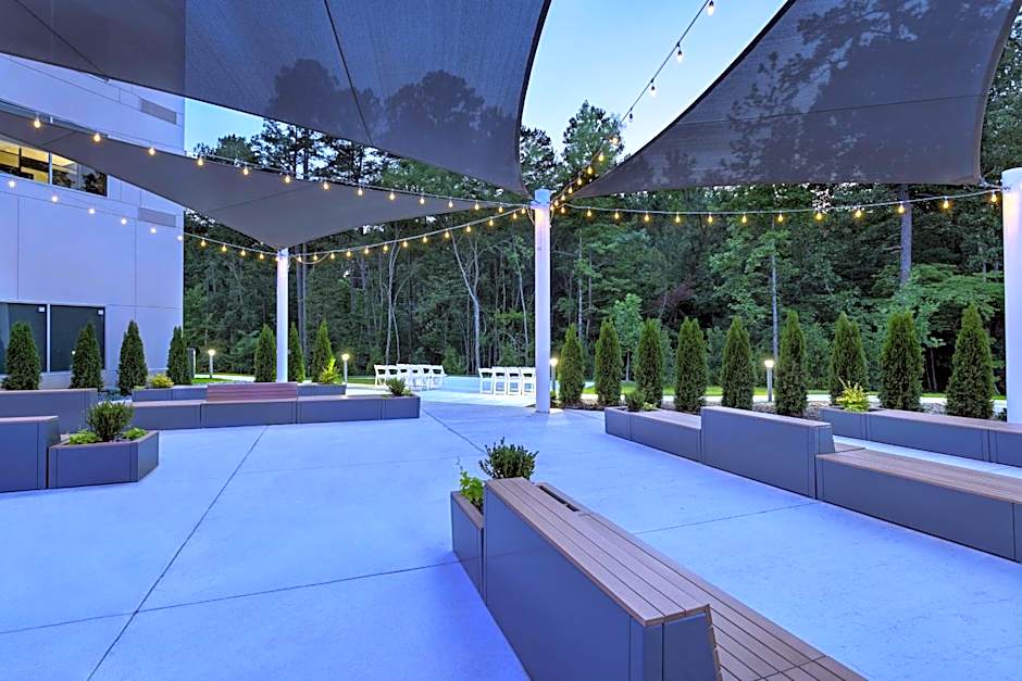 Aloft by Marriott Little Rock West