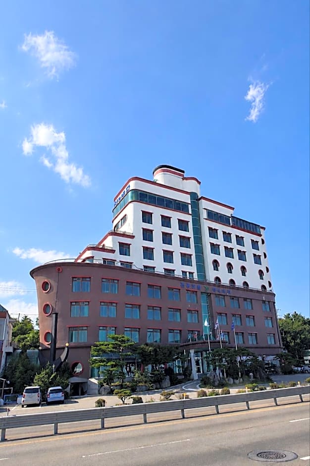 Benikea Hotel Mountain & Ocean Daepohang