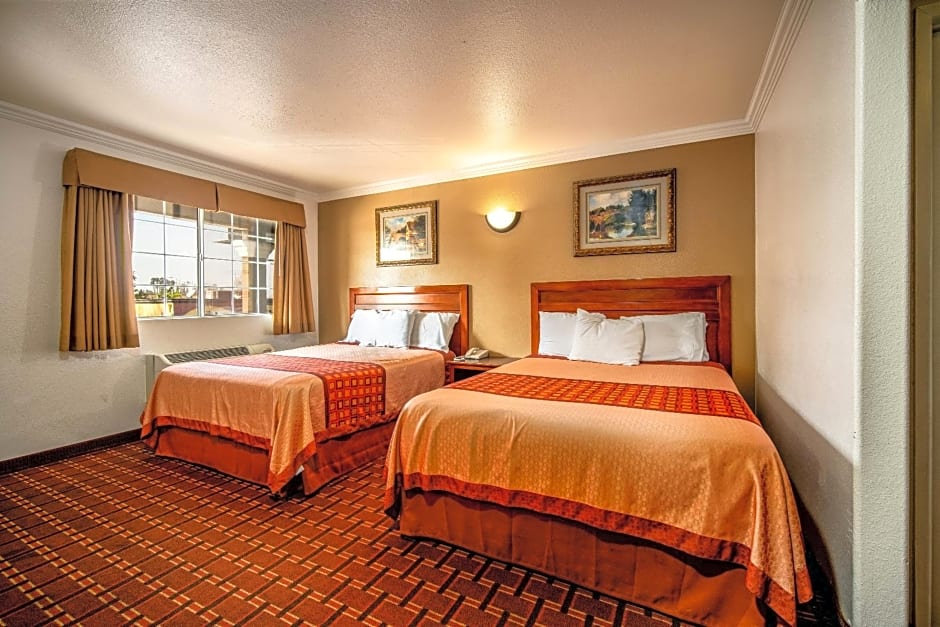 Regency Inn & Suites Downey