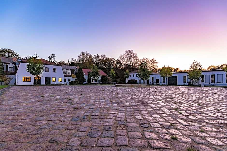 Gut Sarnow - Hotel und Restaurant