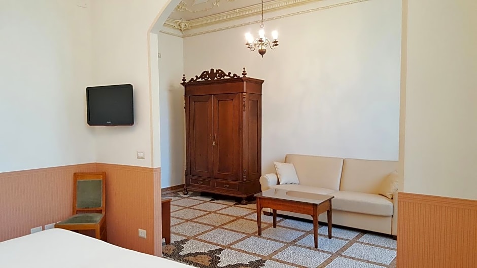 Hotel Roma e Rocca Cavour