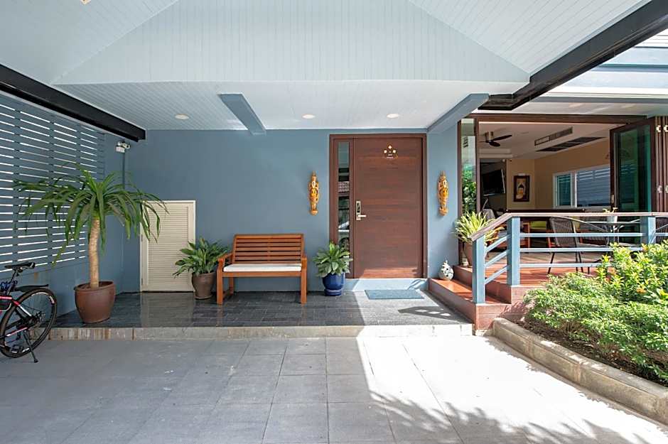 Maneeya Park Residence