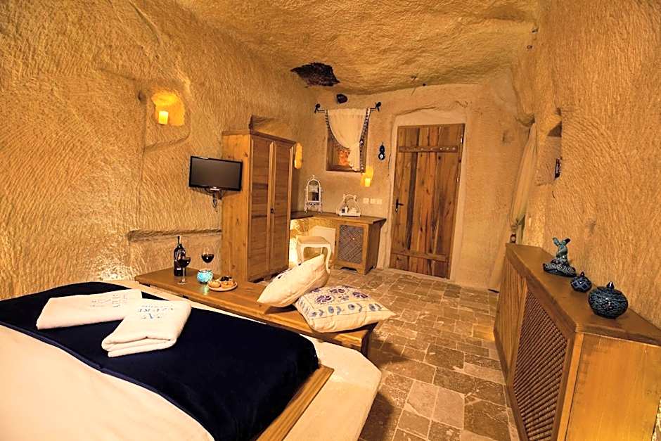Azure Cave Suites - Cappadocia