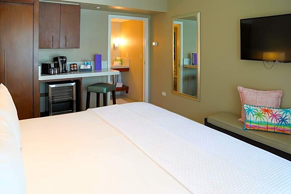 Orchid Key Inn-Adult Only