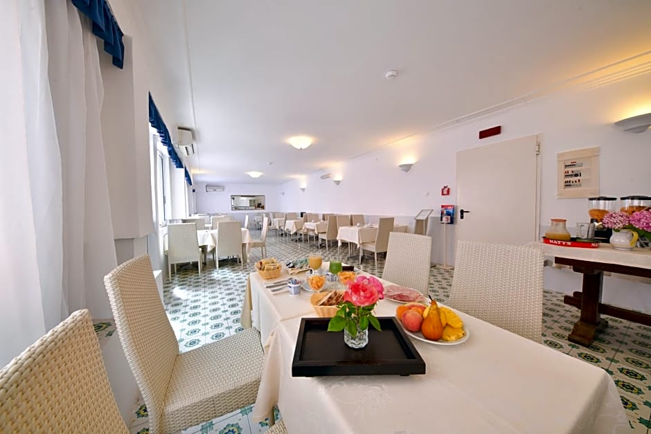 Fortuna Beach - Seaside Hotel