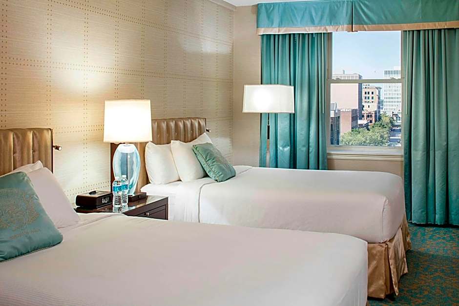 Delta Hotels Bessborough