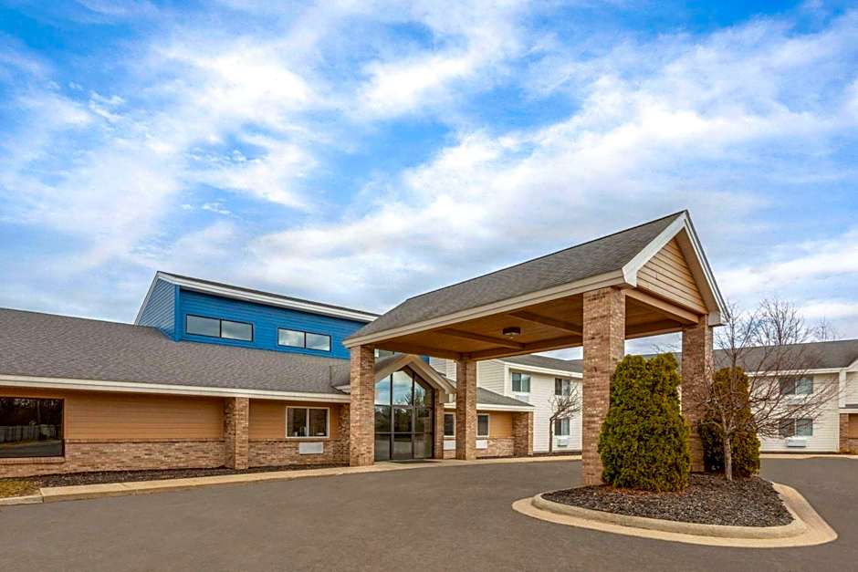 AmericInn by Wyndham Oscoda Near AuSable River