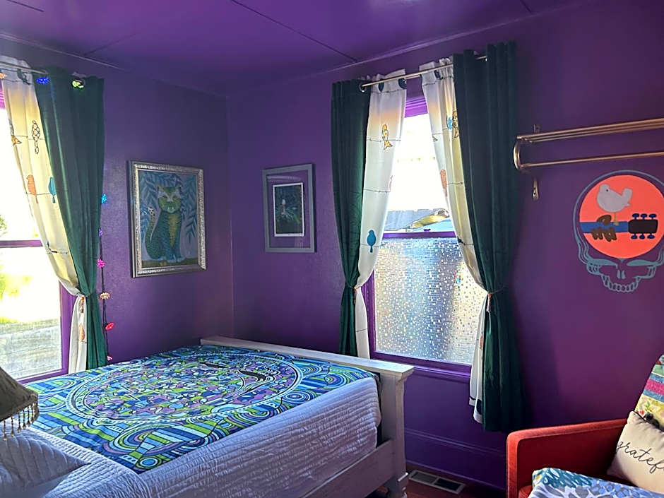 Grateful Dreams Lodging
