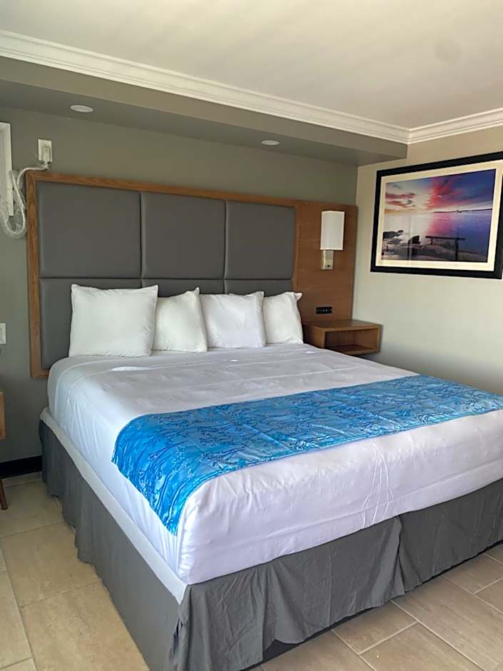 Coastal Sands Inn