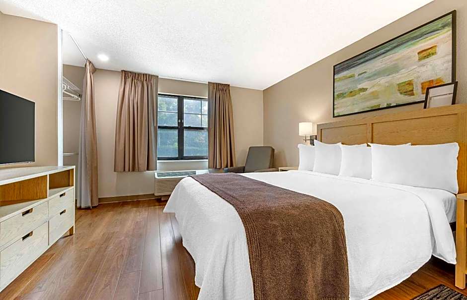 Extended Stay America Suites - San Diego - Carlsbad Village by the Sea