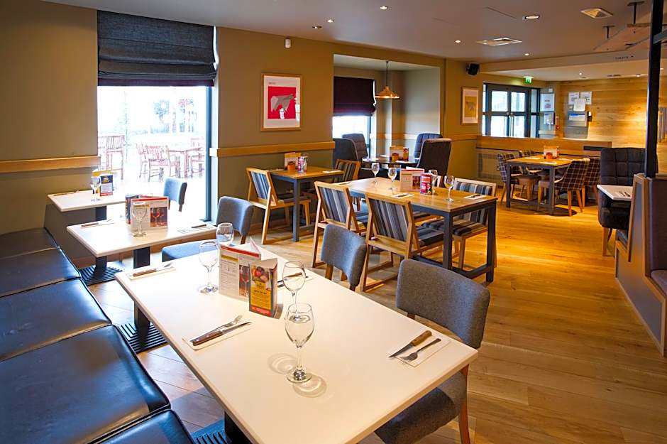 Premier Inn Stirling City Centre