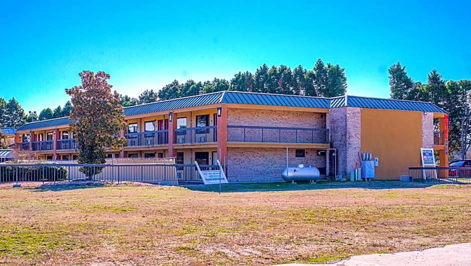 Mayfair Inn