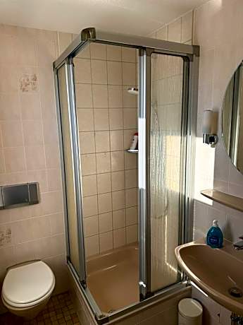 Double or Twin Room with Private Bathroom