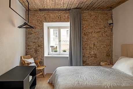 Single Room with External Private Bathroom