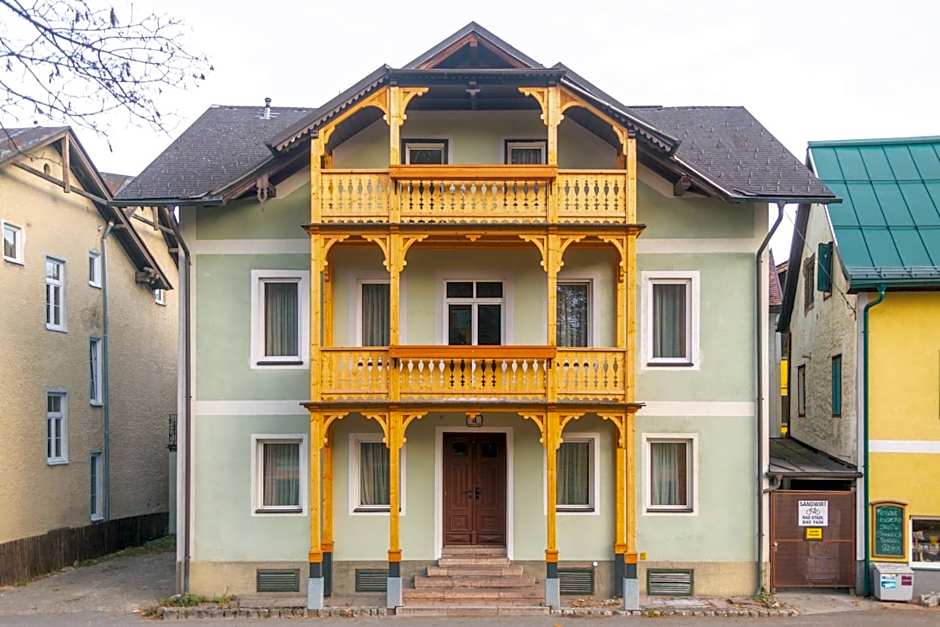 Hotel & Hostel Sandwirt