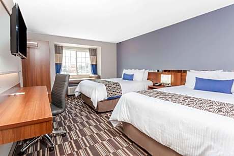 Deluxe Queen Room with Two Queen Beds - Disability Access - Non-Smoking