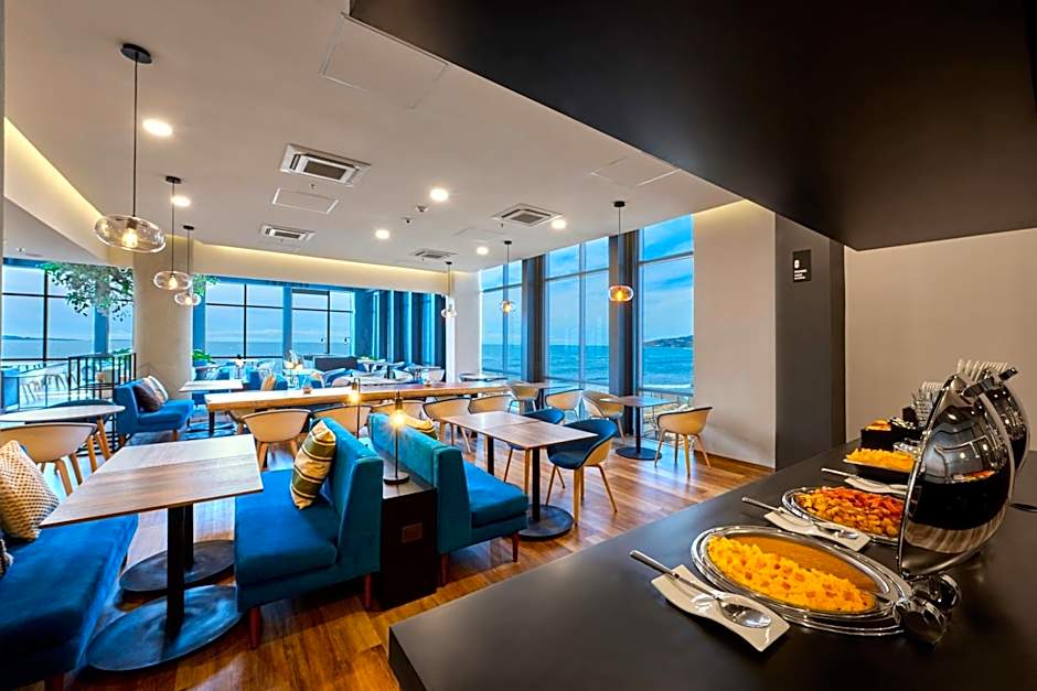 City Express Plus by Marriott Ensenada