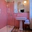 Le petit hotel