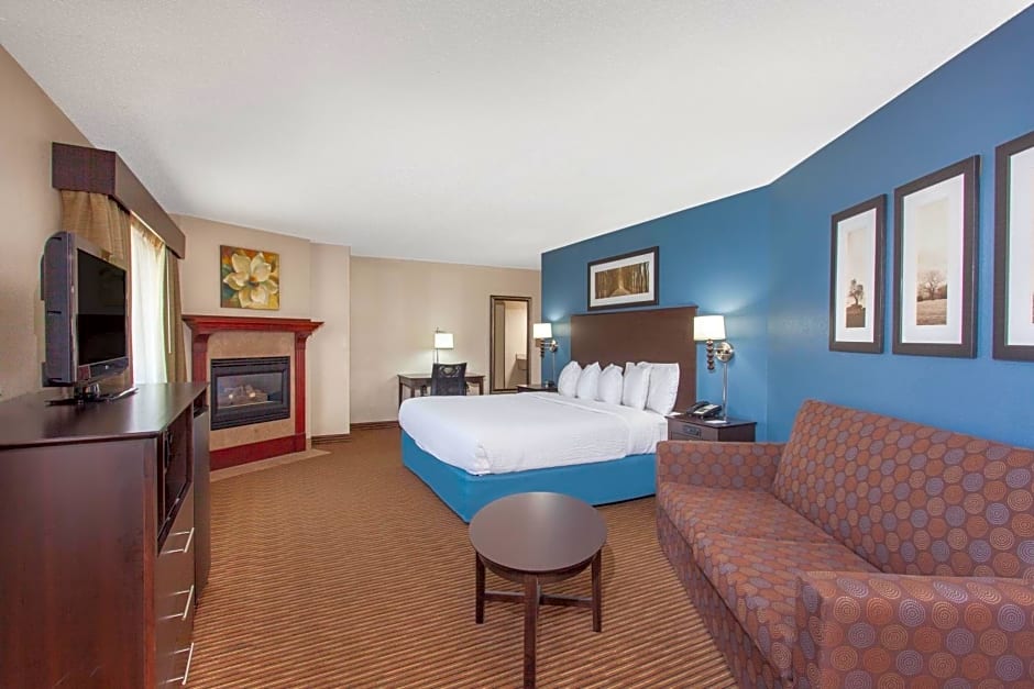 AmericInn by Wyndham Mankato Event Center near MSU