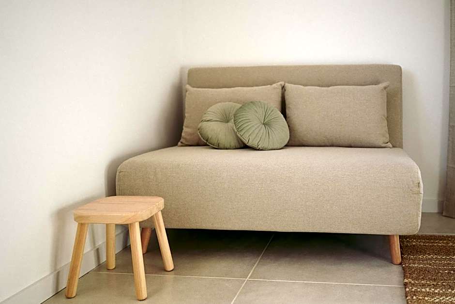 Birds of Paradise - Boutique Surf Lodge