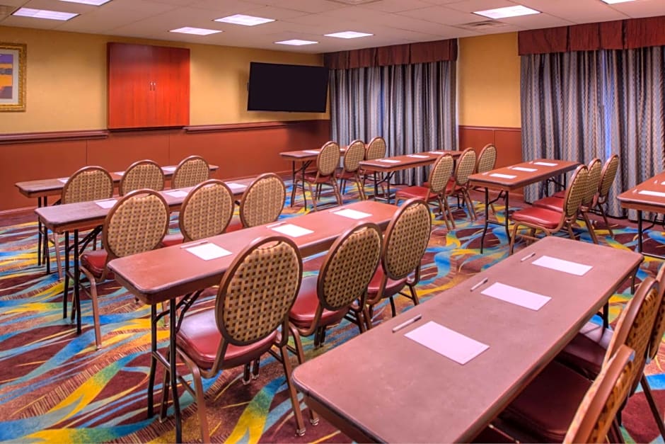 Hampton Inn By Hilton And Suites Ontario