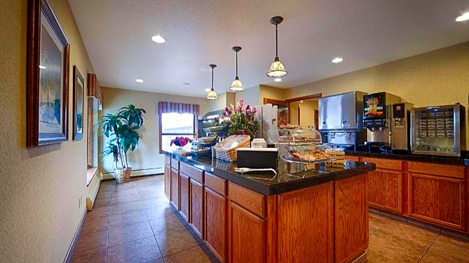 Quality Inn & Suites Detroit Lakes