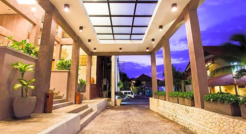 Plagoo Holiday Hotel