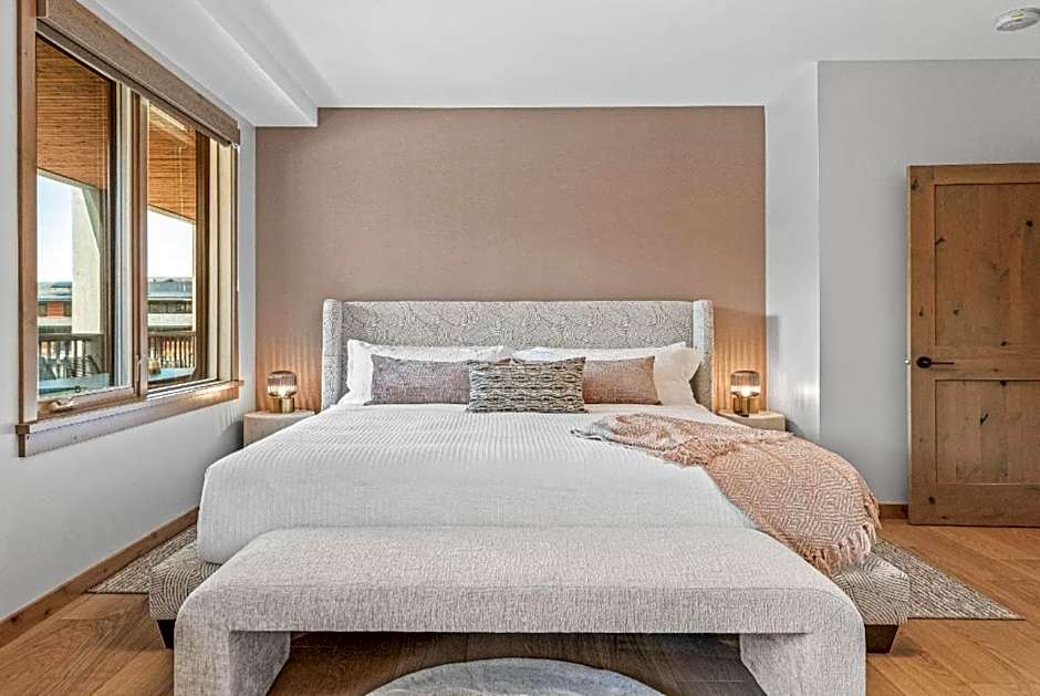 Rundle Lux Villa at Timberstone