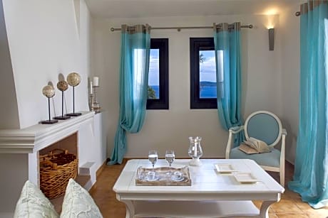 Deluxe Suite with Sea View