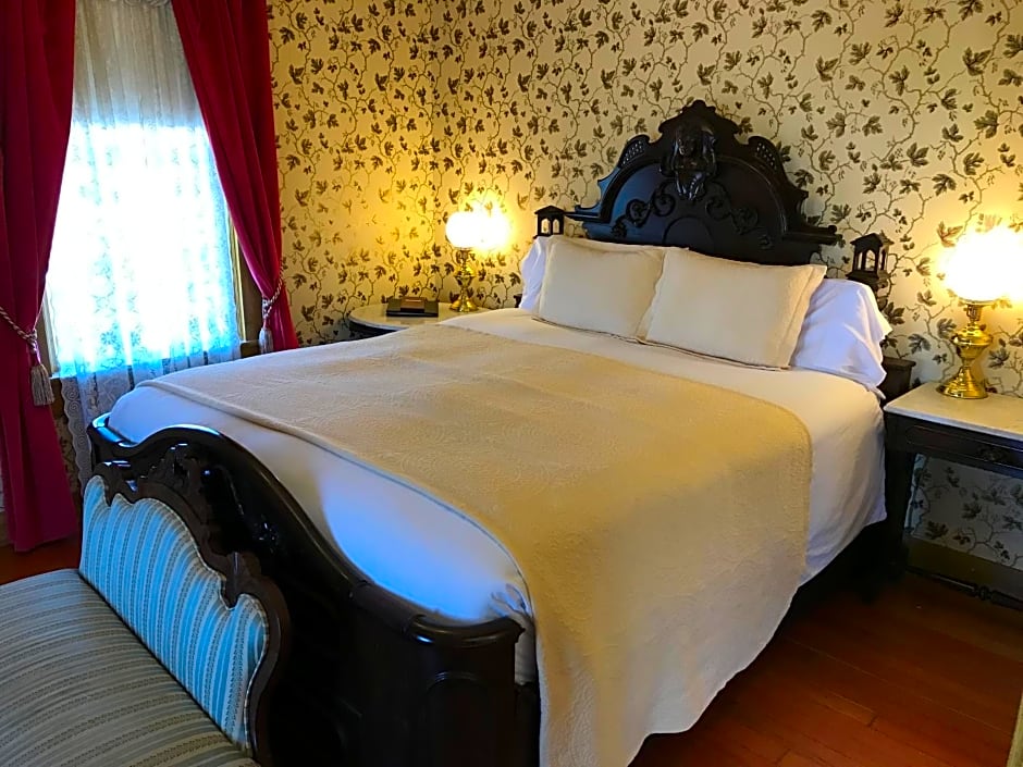 Cosmopolitan Hotel