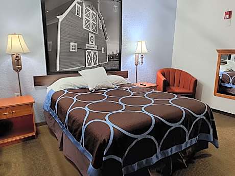 Queen Room - Disability Access/Non-Smoking