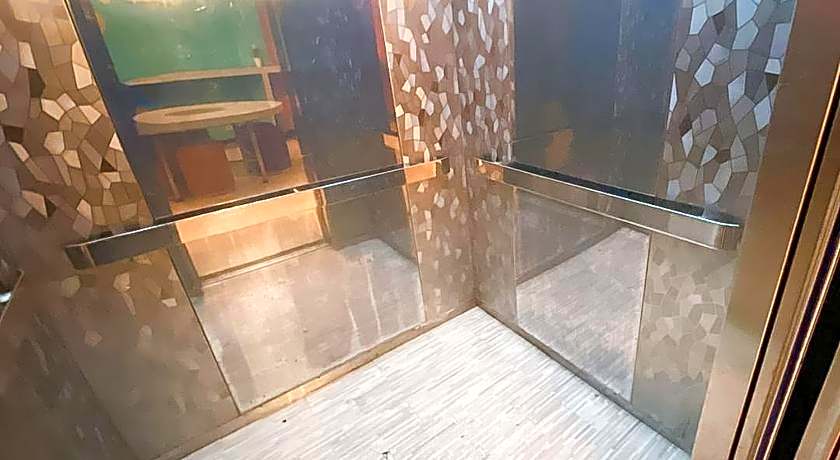 Hotel O Finest House Near Amplas Bus Terminal