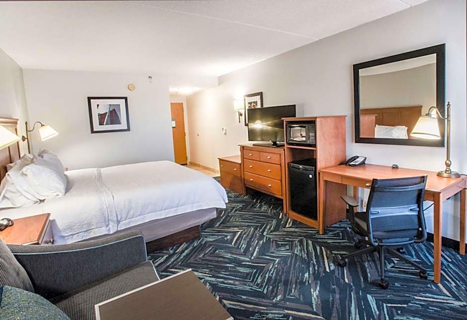 Hampton Inn By Hilton Louisville North/Clarksville