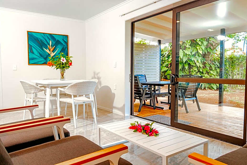 Lagoon Breeze Villas