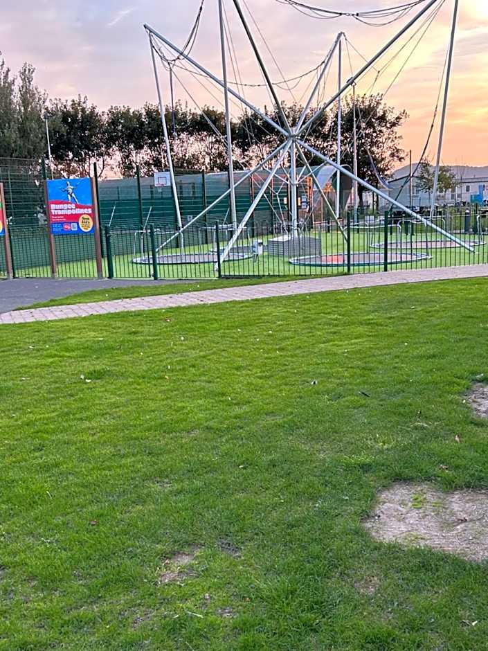 Christines caravan J28